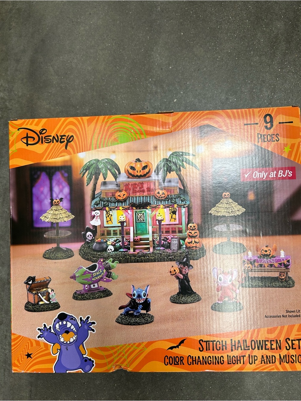 Disney Halloween Stitch 9 Piece Set Lights & Music- new in box!